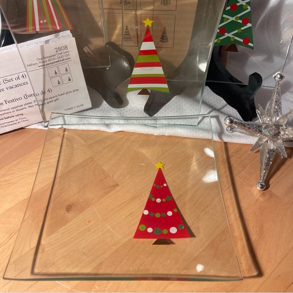 Pampered Chef Holiday Appetizer Plates 4 NEW - Picture 3 of 10